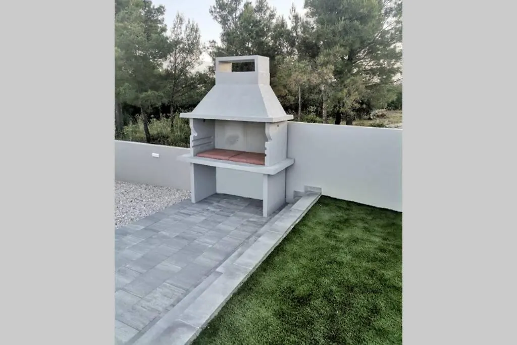 New Villa Buterin With Heated Pool Novigrad